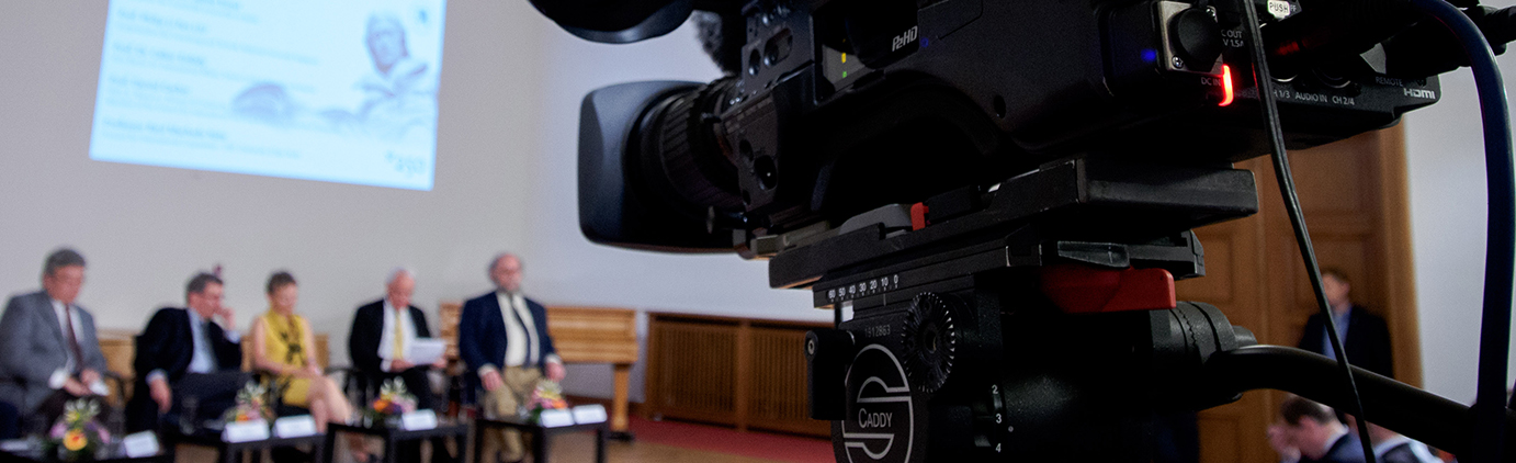 Festveranstaltung und Podiumsdiskussion